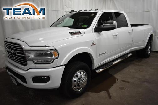 Photo 1 of 28 of 2021 RAM 3500 Laramie