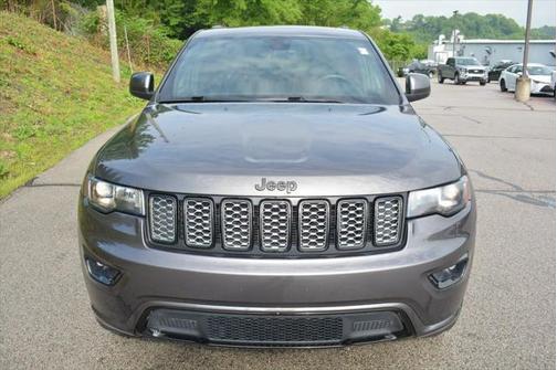 2017 Jeep Grand Cherokee Altitude