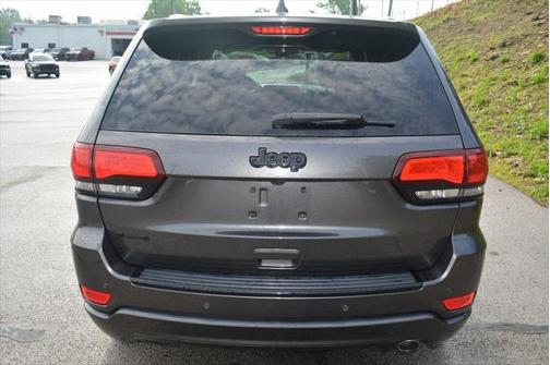 2017 Jeep Grand Cherokee Altitude