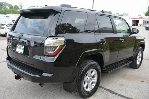 2022 Toyota 4Runner SR5
