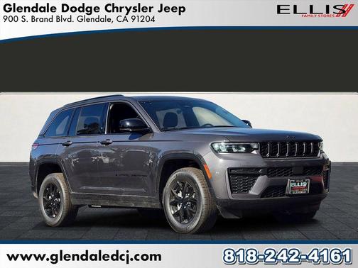 2026 Jeep Grand Cherokee Laredo
