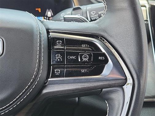 2022 Jeep Grand Cherokee 4xe Overland