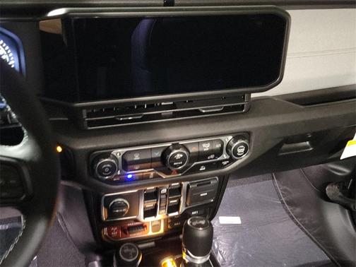 2025 Jeep Wrangler 4xe Sport