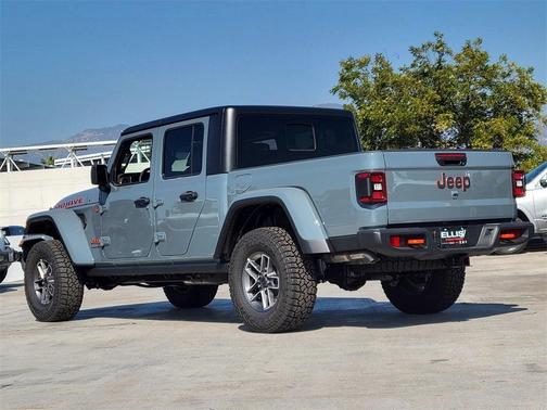 2025 Jeep Gladiator Mojave