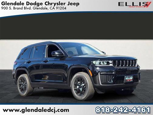 2026 Jeep Grand Cherokee Laredo