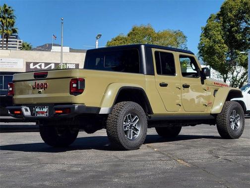 2025 Jeep Gladiator Mojave