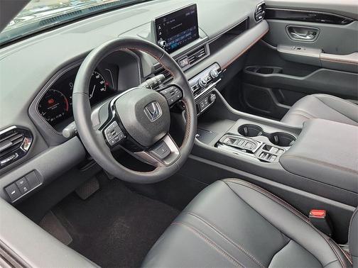 2024 Honda Pilot TrailSport