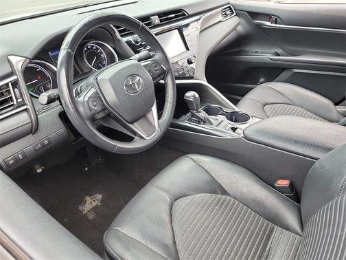 2018 Toyota Camry Hybrid SE