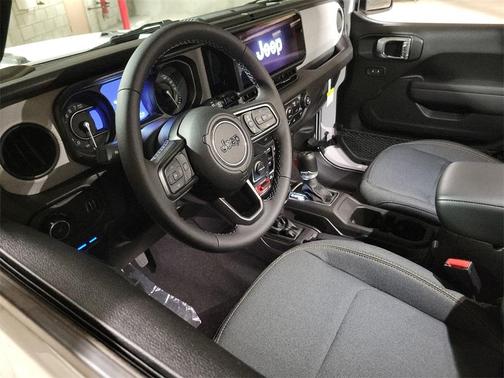 2025 Jeep Wrangler 4xe Sport