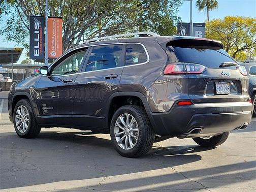 2021 Jeep Cherokee Latitude Lux