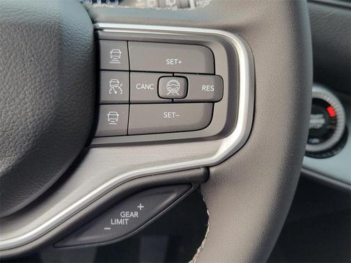 2026 Jeep Grand Wagoneer LIMITED