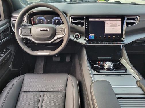 2026 Jeep Grand Wagoneer LIMITED