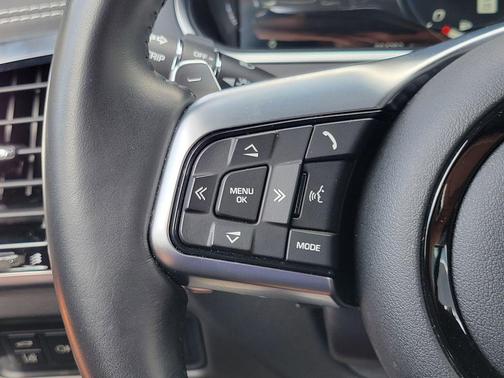 British Racing Green 2023 Jaguar F-TYPE P450 R-Dynamic