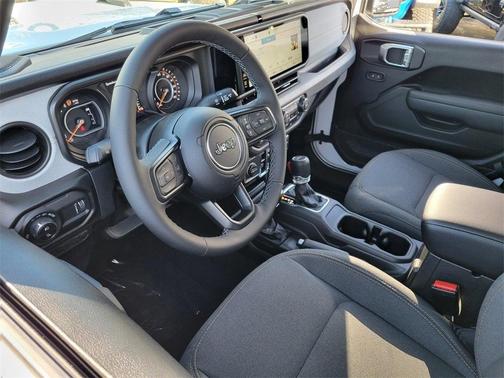 2026 Jeep Gladiator Sport