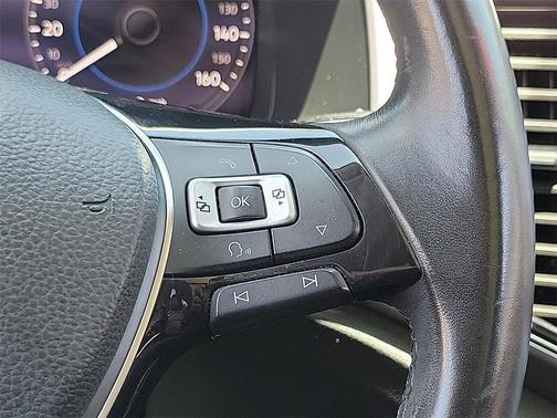 2018 Volkswagen Atlas 3.6L SEL Premium