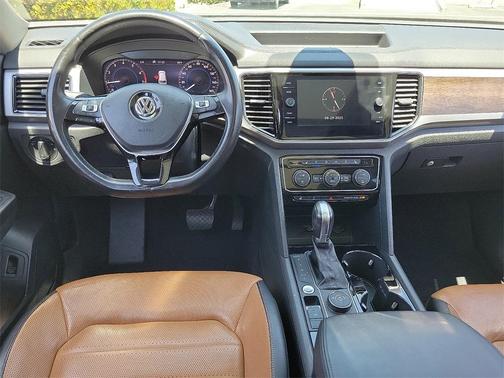 2018 Volkswagen Atlas 3.6L SEL Premium
