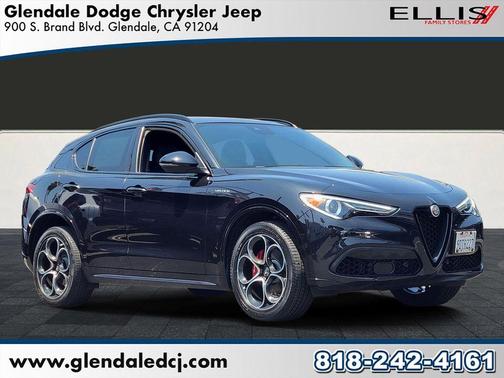 Vulcano Black Metallic 2023 Alfa Romeo Stelvio Veloce