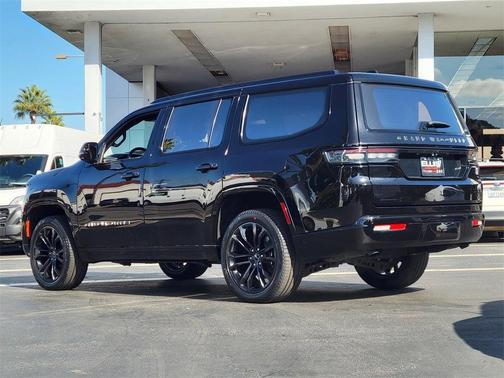 2023 Jeep Grand Wagoneer Series II