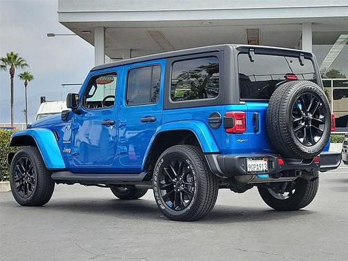 2022 Jeep Wrangler Unlimited 4xe Sahara
