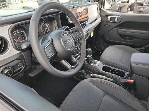 2025 Jeep Gladiator Sport