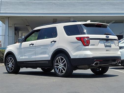 2017 Ford Explorer sport