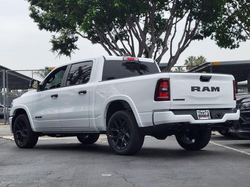 Bright White Clearcoat 2026 RAM 1500 Laramie