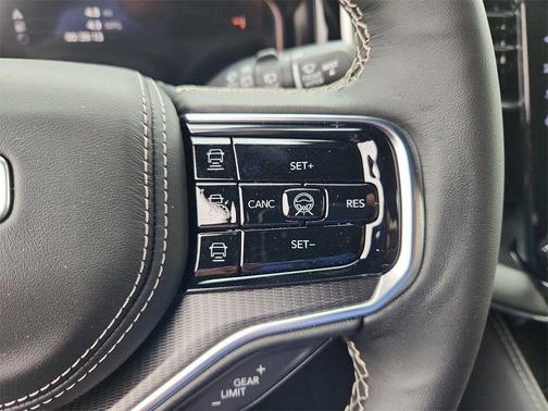 2024 Jeep Grand Wagoneer L Series II