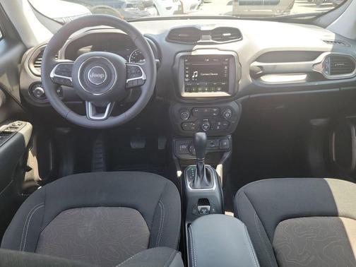 Sting Gray Clearcoat 2023 Jeep Renegade Latitude