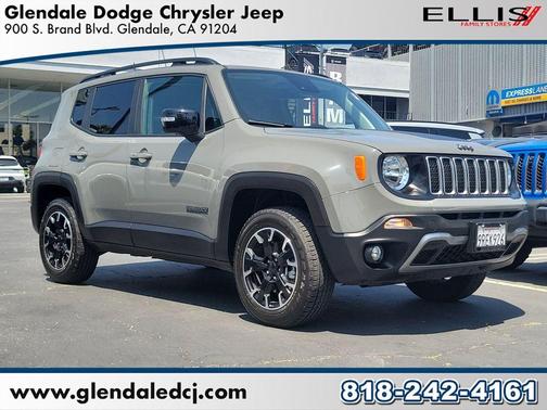 Sting Gray Clearcoat 2023 Jeep Renegade Latitude