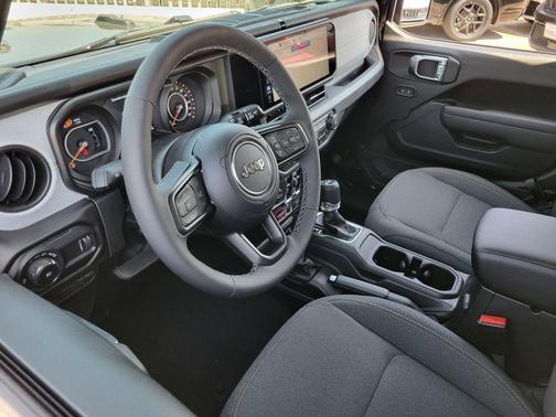 Black Clearcoat 2026 Jeep Wrangler Sport