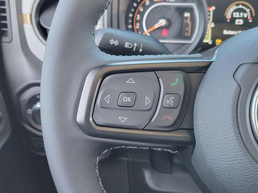 Black Clearcoat 2026 Jeep Wrangler Sport
