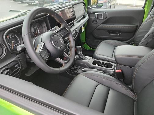 2025 Jeep Wrangler Rubicon 392