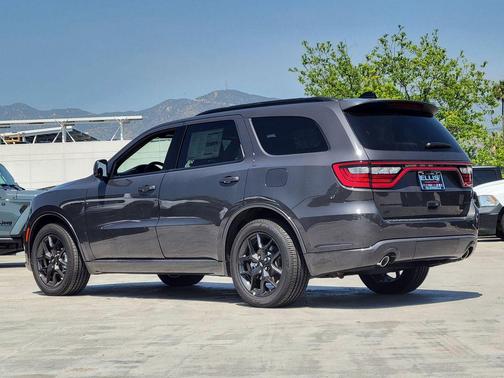 Vapor Gray 2026 Dodge Durango GT HEMI V8