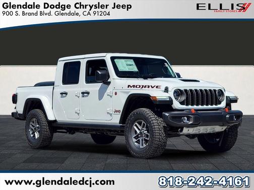 Bright White Clearcoat 2026 Jeep Gladiator Mojave