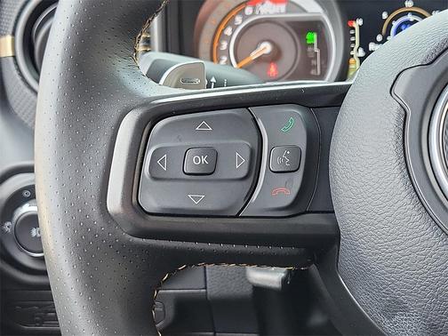 2025 Jeep Wrangler Rubicon 392