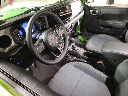2025 Jeep Wrangler 4xe Sport