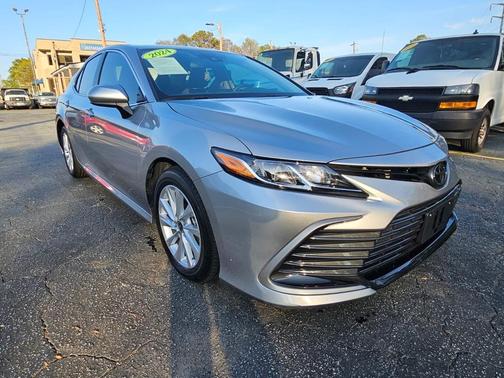 2024 Toyota Camry LE