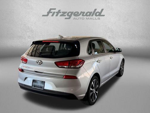 Symphony Air Silver 2018 Hyundai Elantra GT Base