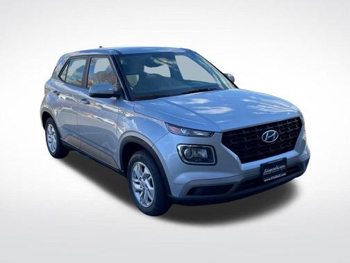 2022 Hyundai VENUE SE