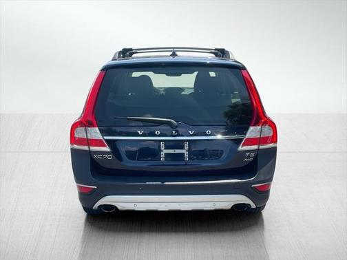 2016 Volvo XC70 T5 Platinum