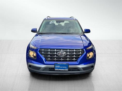 2024 Hyundai VENUE SEL