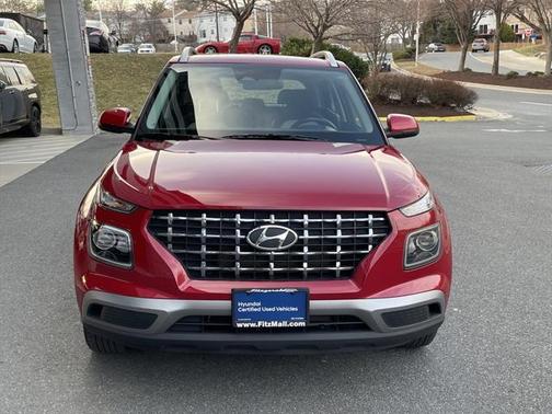 2023 Hyundai VENUE SEL