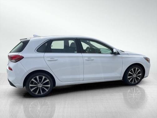 2019 Hyundai Elantra GT Base