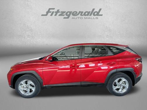 2023 Hyundai TUCSON SE