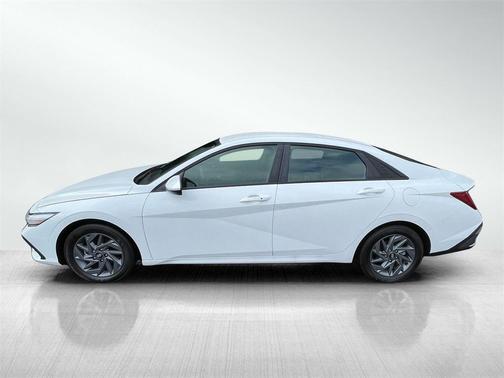 2025 Hyundai ELANTRA HEV Blue