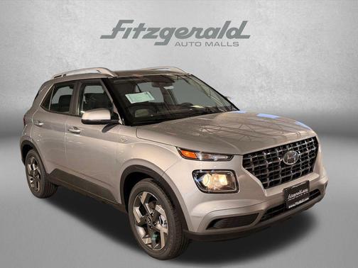 Shimmering Silver 2026 Hyundai VENUE SEL