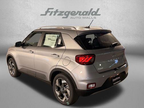 Shimmering Silver 2026 Hyundai VENUE SEL