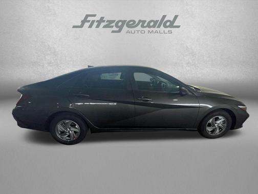 Amazon Gray 2026 Hyundai ELANTRA SE