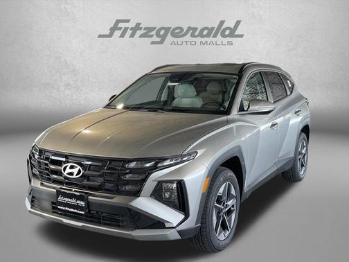 Shimmering Silver 2026 Hyundai TUCSON SEL Premium