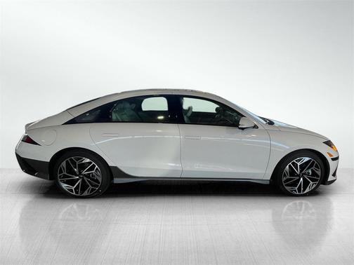 2025 Hyundai IONIQ 6 Limited